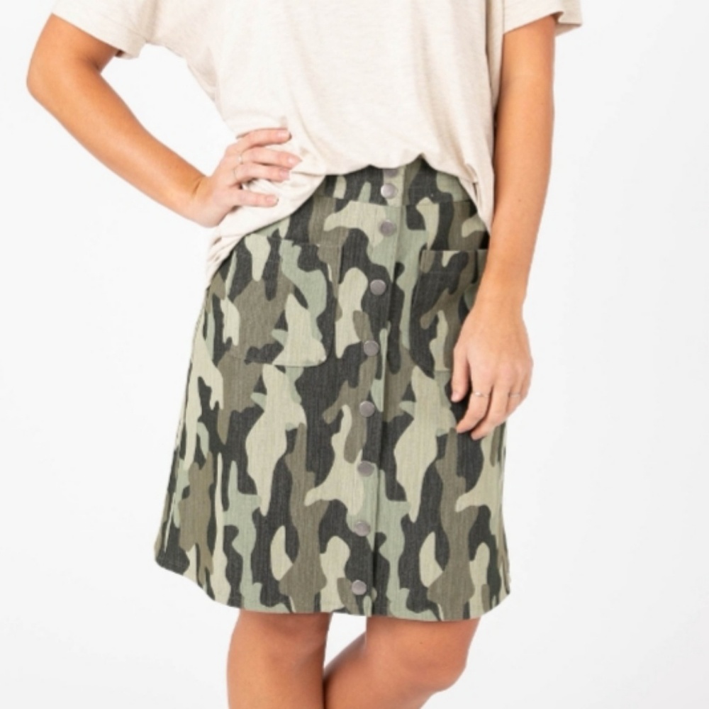 Agnes & Dora button down skirt